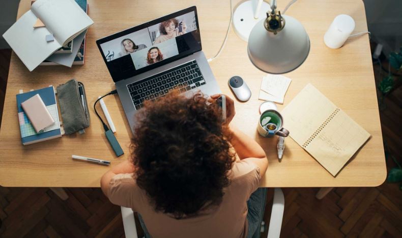 hình thức làm việc telecommuting