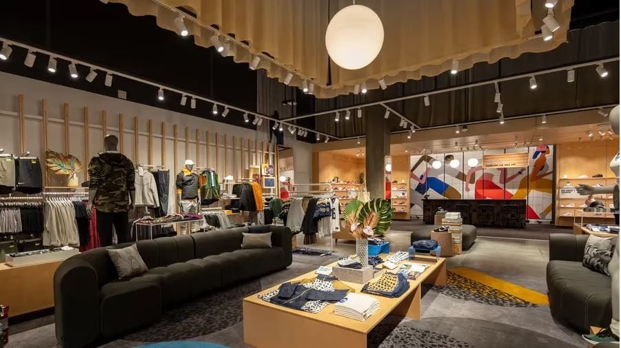 áp dụng chuyển đổi số với nike live