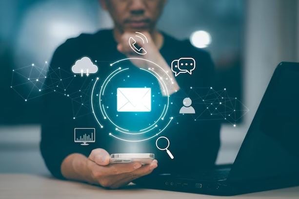 Dịch vụ triển khai Email Server 9 ưu điểm của email server