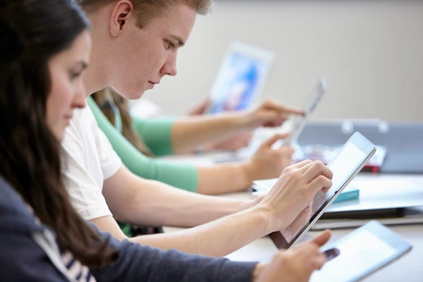 Dropbox - Education - Annually 4 Loi Ich Dung Dropbox Education
