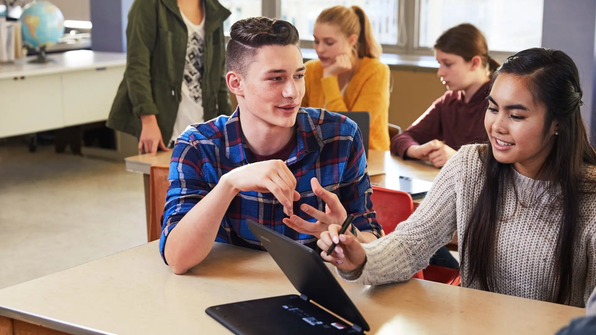 Office 365 A1 for faculty - Annually 4 Tại sao nên mua Office 365 A1 for faculty (Annually) tại HVN Group?