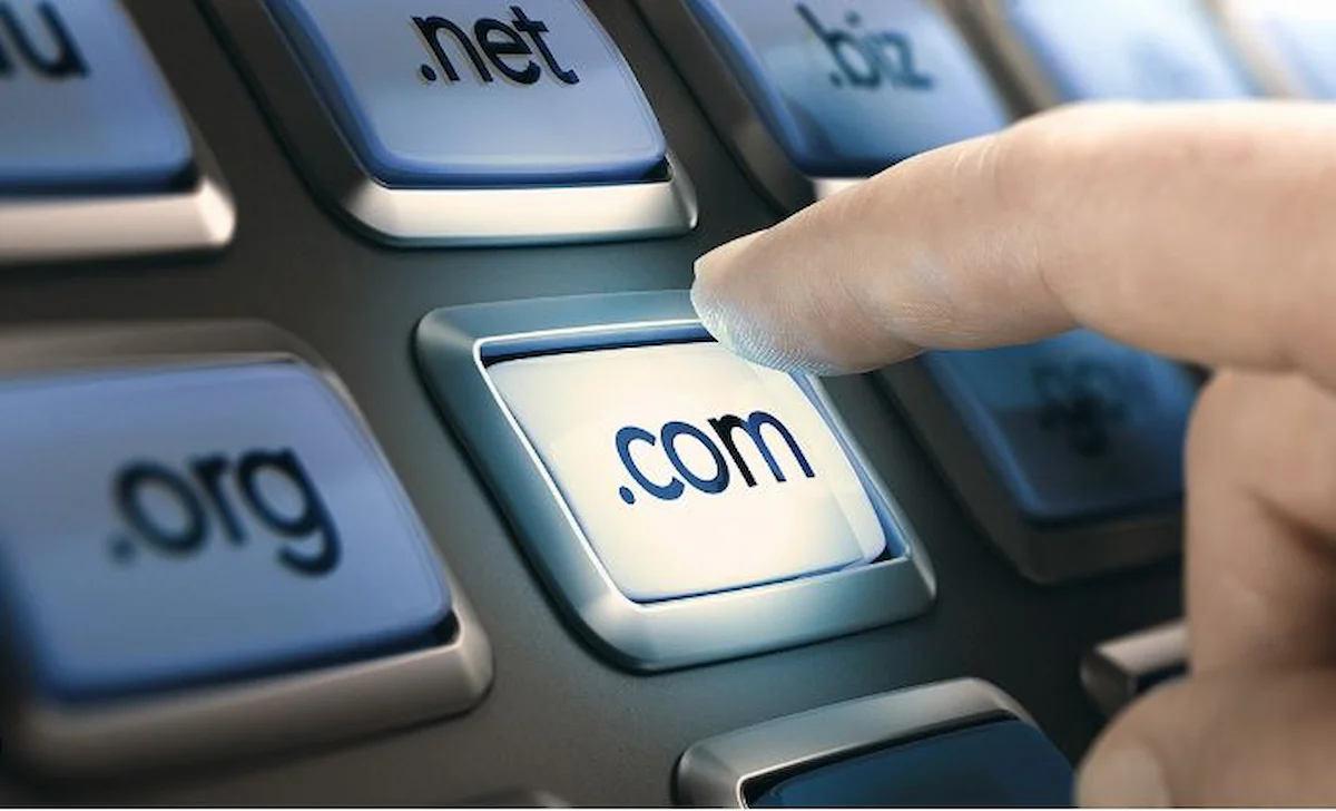 Tên miền .com là gì? Sự khác biệt giữa tên miền .com và .vn 19 lợi ích của tên miền .com