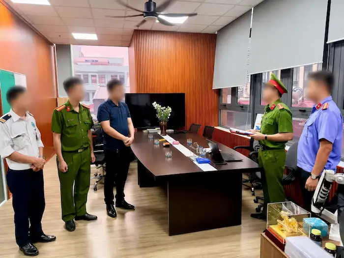 Xâm phạm bản quyền phần mềm máy tính: Hiểu đúng để tránh vi phạm luật 9 Khởi Tố Vụ án Dùng Windows Và Office Lậu đầu Tiên Tại Việt Nam