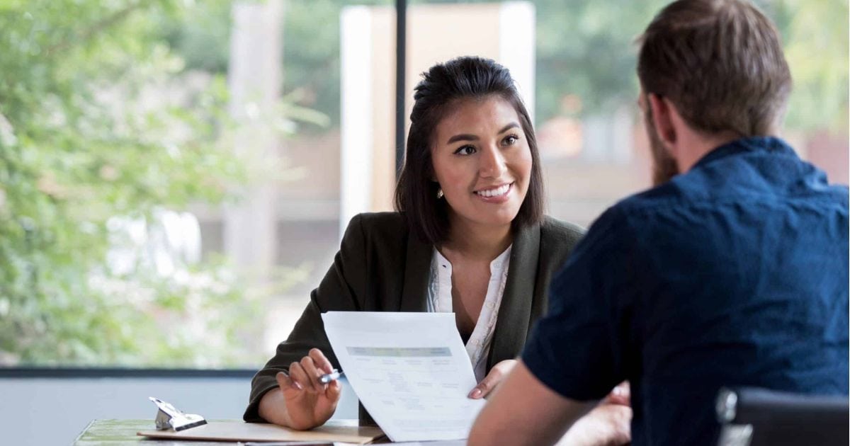 Tư vấn mua Zalo Business: Bảng giá & giải pháp tối ưu 21 Nhân viên kinh doanh & chuyên viên tư vấn dự án