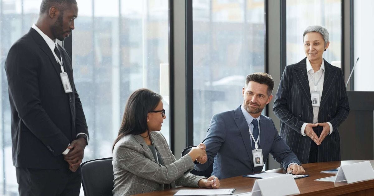 Tư vấn mua Jamf bản quyền: Báo giá & Hướng dẫn chọn gói 18 Giải pháp cho tập đoàn lớn và doanh nghiệp enterprise (trên 150 thiết bị)